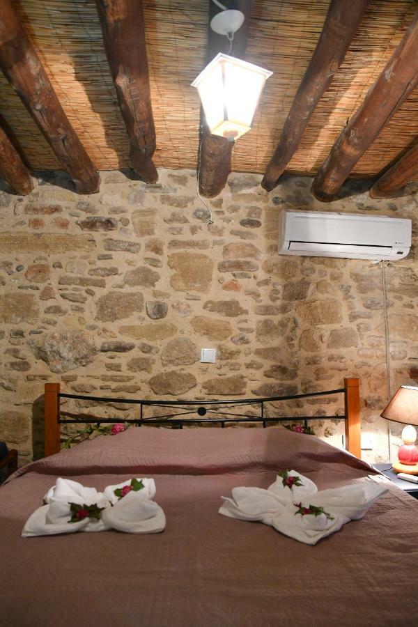 Stone House Daire Malona Village Dış mekan fotoğraf