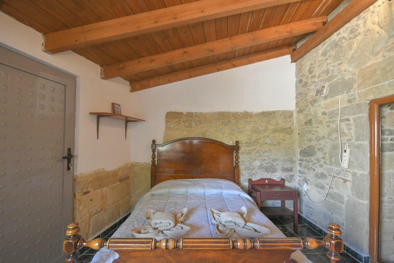 Stone House Daire Malona Village Dış mekan fotoğraf