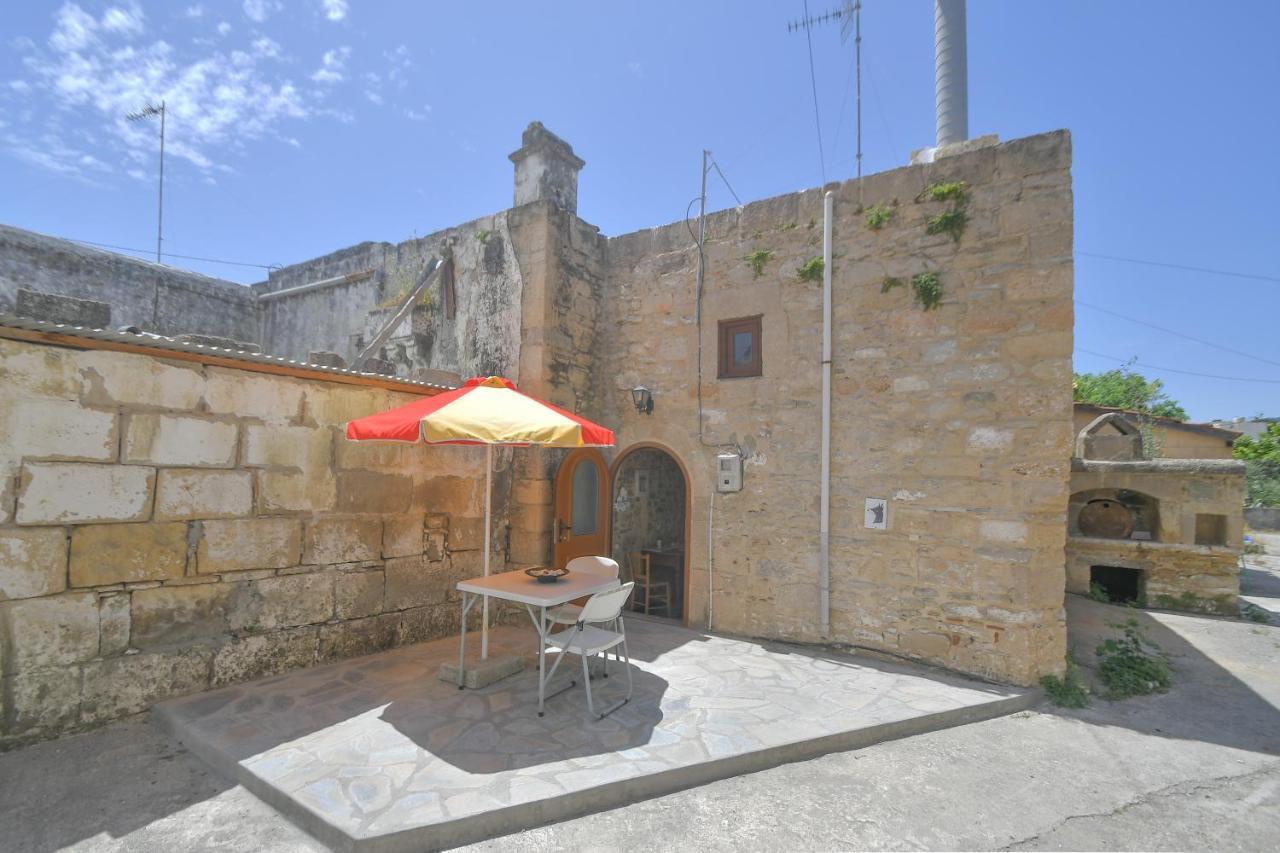 Stone House Daire Malona Village Dış mekan fotoğraf