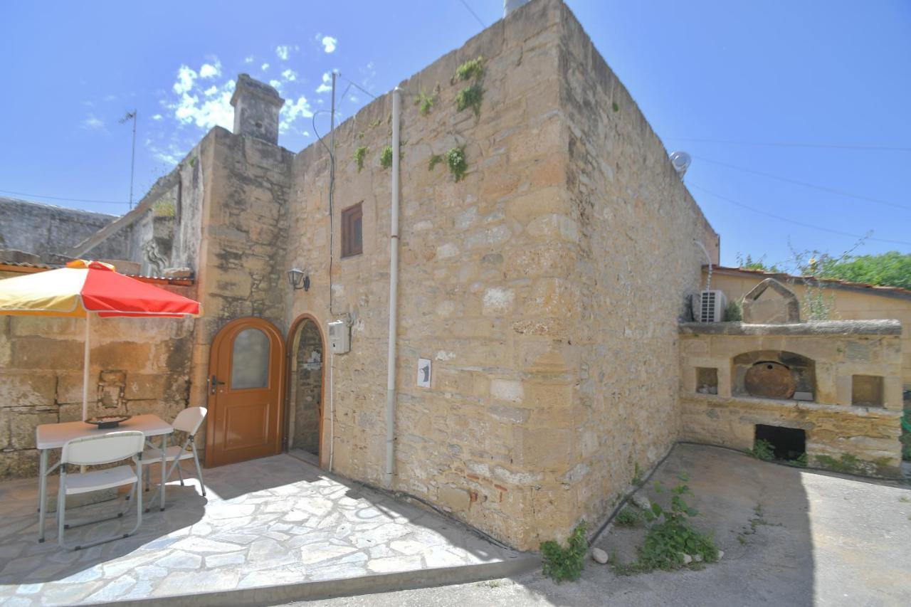 Stone House Daire Malona Village Dış mekan fotoğraf